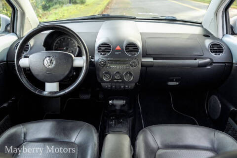 2010 Volkswagen New Beetle