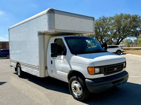2006 Ford E-Series E-450 SD