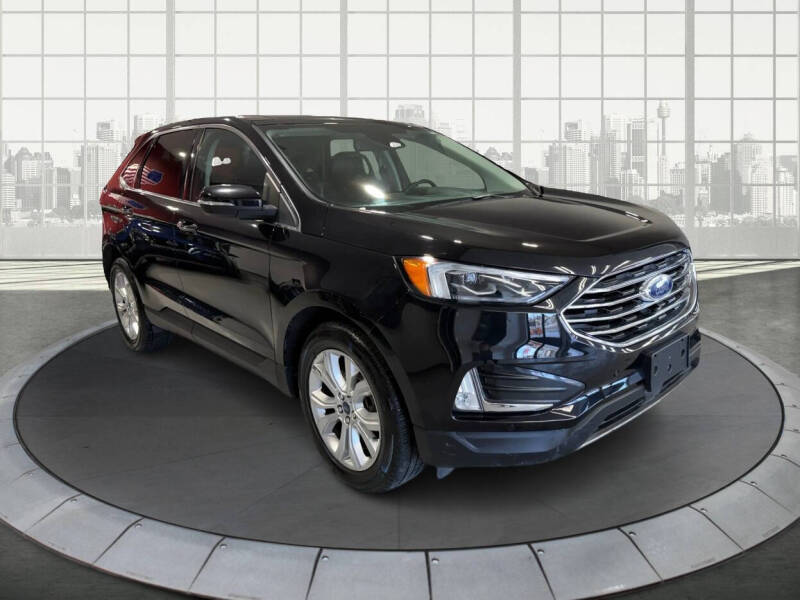 2022 Ford Edge Titanium