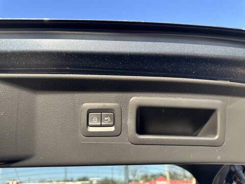 2023 Mazda CX-50 2.5 S Preferred Plus