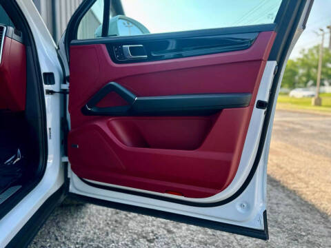 2020 Porsche Cayenne