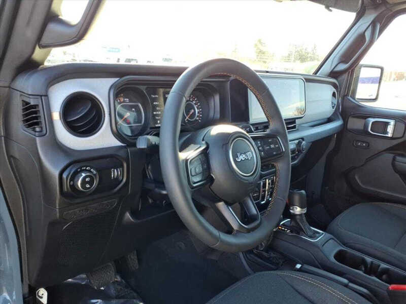 2024 Jeep Gladiator Sport