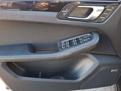 2021 Porsche Macan S