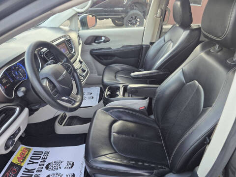 2020 Chrysler Voyager LXi