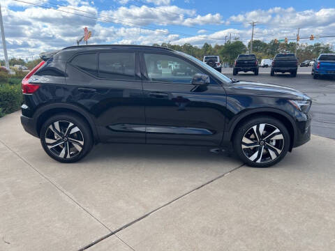 2026 Volvo XC40 B5 Ultra