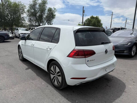 2019 Volkswagen e-Golf SE