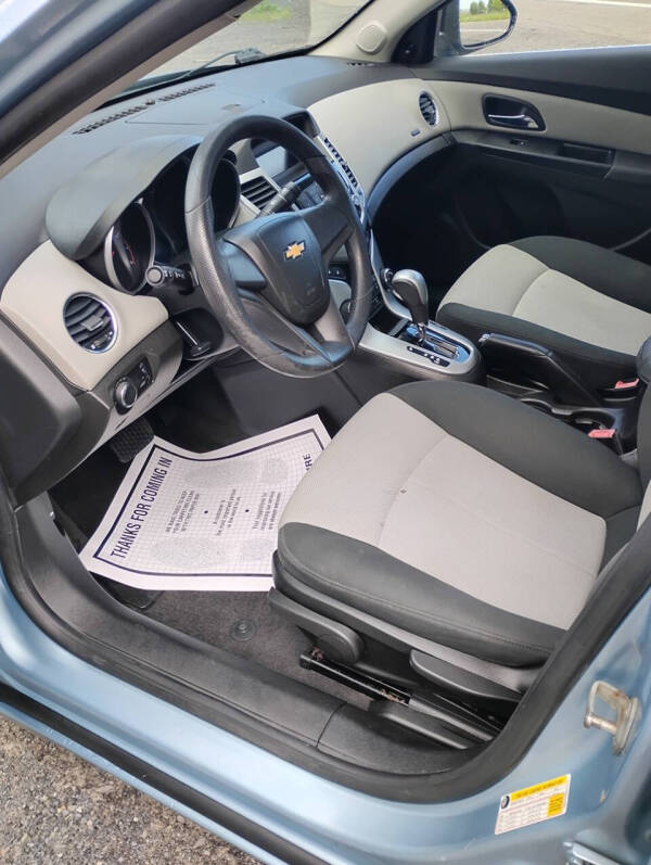 2011 Chevrolet Cruze LS