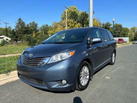 2015 Toyota Sienna for sale at ONG Auto in Farmington MN