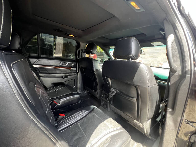 2016 Ford Explorer Platinum