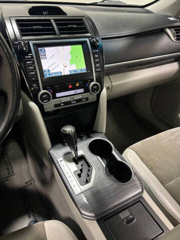 2012 Toyota Camry Hybrid