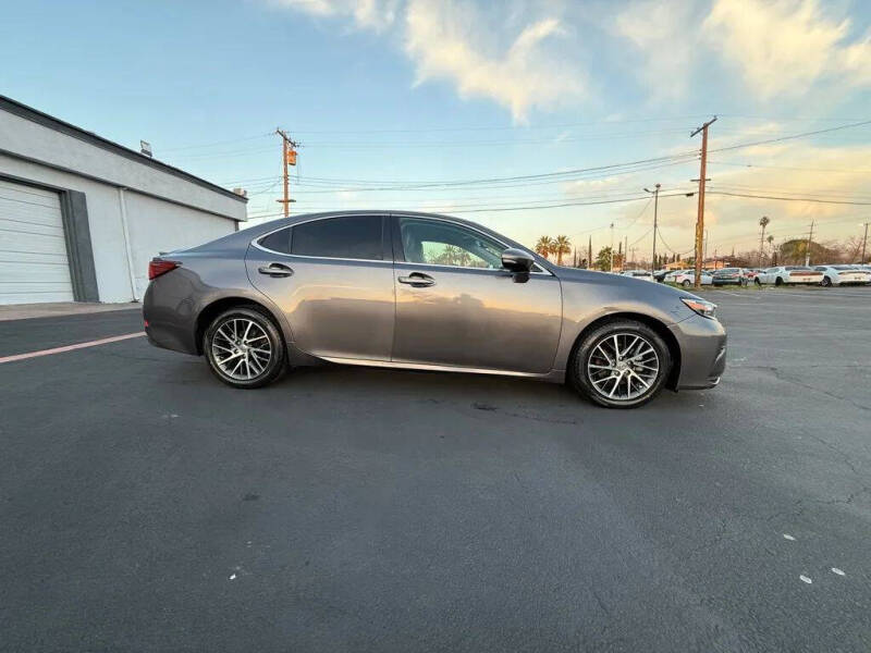 2016 Lexus ES 350