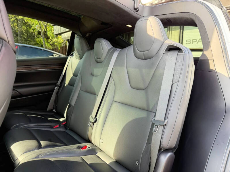 2023 Tesla Model X Standard Range