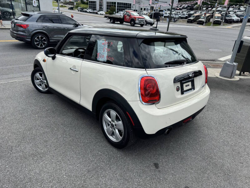 2017 MINI Hardtop 2 Door Cooper