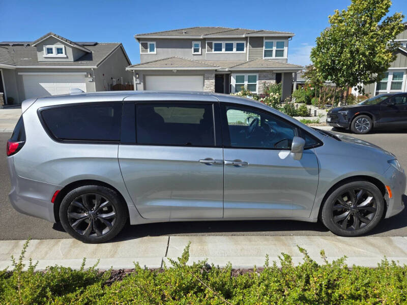 2019 Chrysler Pacifica Touring Plus