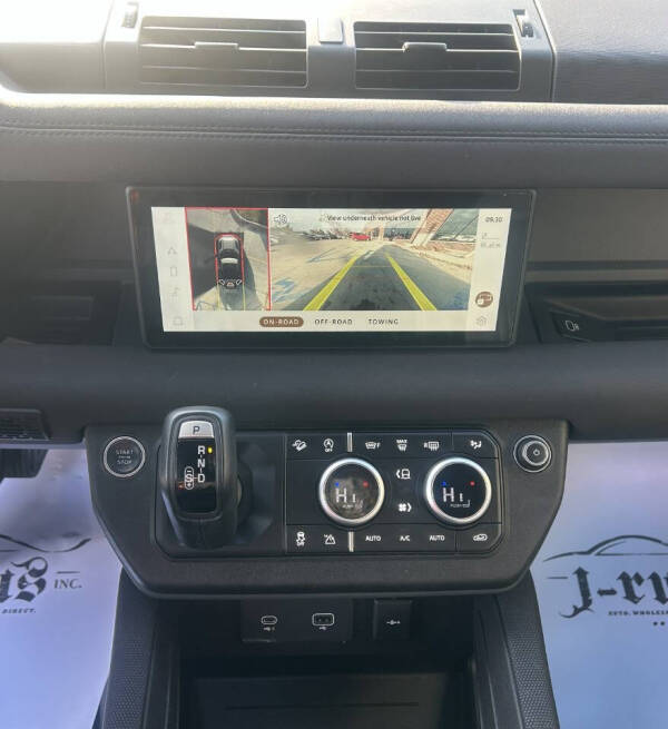 2022 Land Rover Defender 90 X-Dynamic S