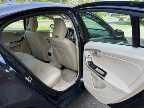 2016 Volvo S60 T5 Premier