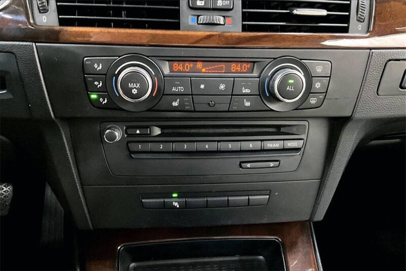 2012 BMW 3 Series 328i