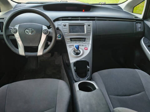 2013 Toyota Prius Three
