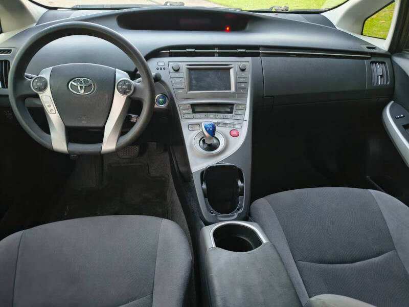 2013 Toyota Prius Three