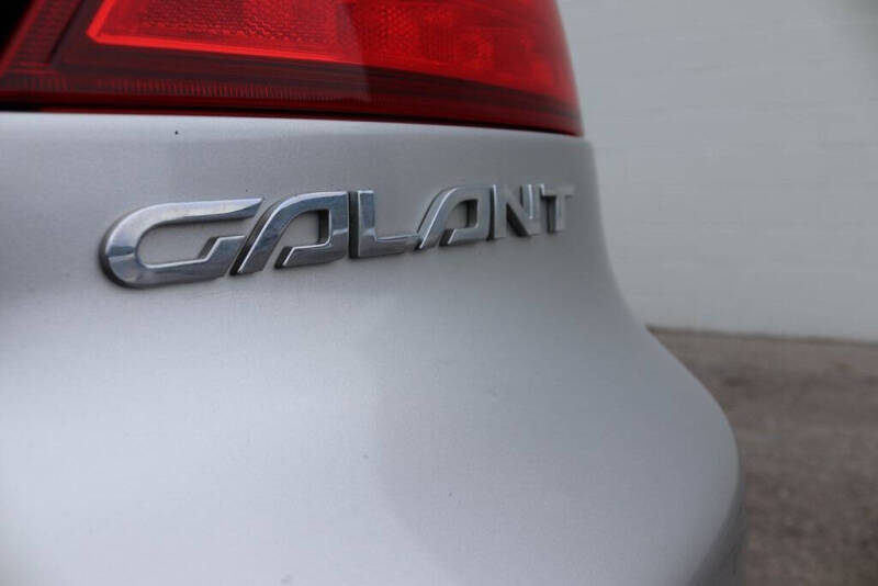 2010 Mitsubishi Galant ES