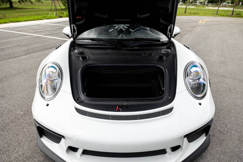 2019 Porsche 911 GT3 RS
