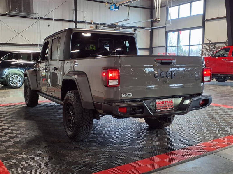 2022 Jeep Gladiator Willys