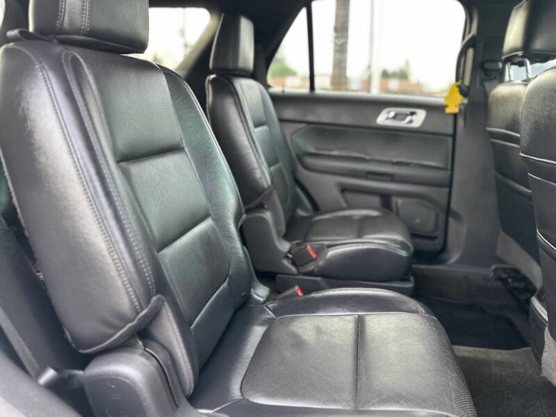 2011 Ford Explorer Limited