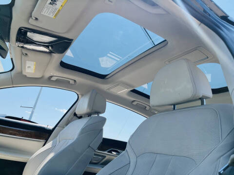 2016 BMW 7 Series 740i