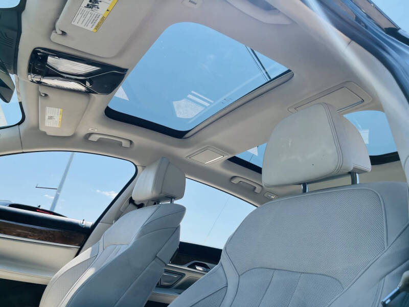 2016 BMW 7 Series 740i