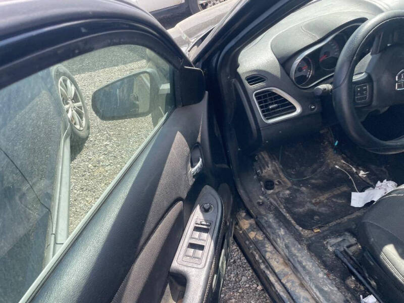2013 Dodge Avenger SE