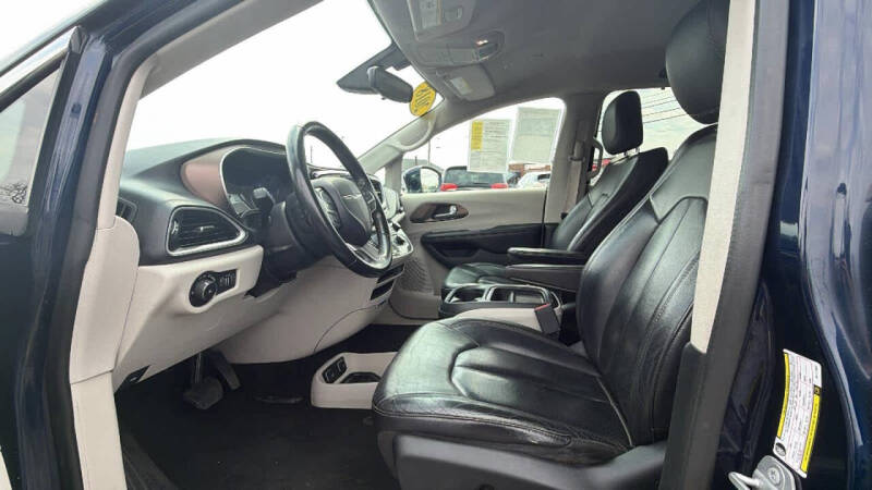 2018 Chrysler Pacifica Touring L