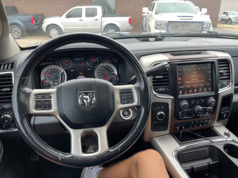 2016 RAM 3500 Laramie