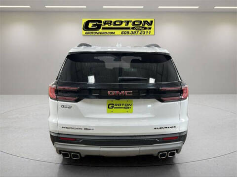 2025 GMC Acadia Elevation