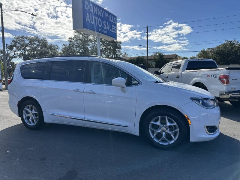 2017 Chrysler Pacifica Touring Plus