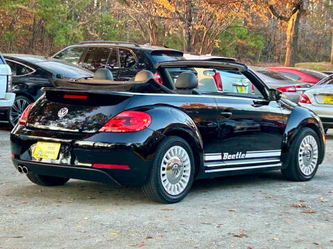 2013 Volkswagen Beetle Convertible 2.5L 50s Edition