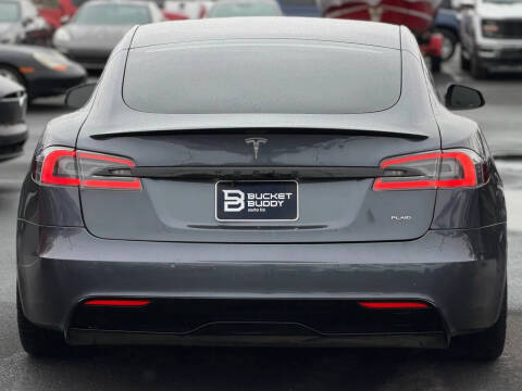 2021 Tesla Model S Plaid