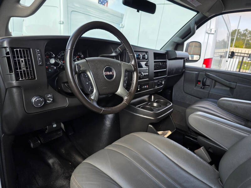 2019 GMC Savana 3500