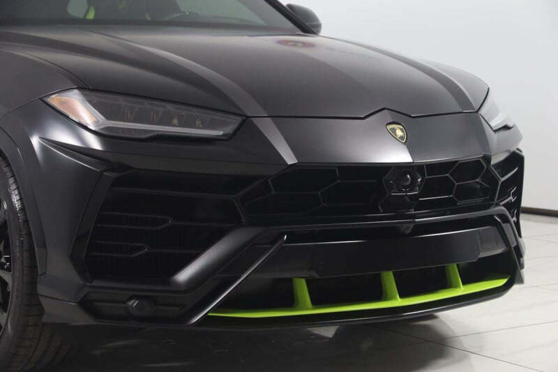 2022 Lamborghini Urus
