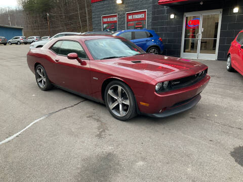 2014 Dodge Challenger for sale at Tommy's Auto Sales in Inez KY