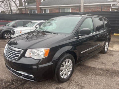 2016 Chrysler Town and Country for sale at Legacy Motors 3 in Detroit MI