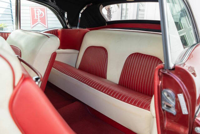 1953 Buick Skylark 19