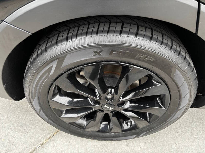 2020 Kia Sorento EX V6