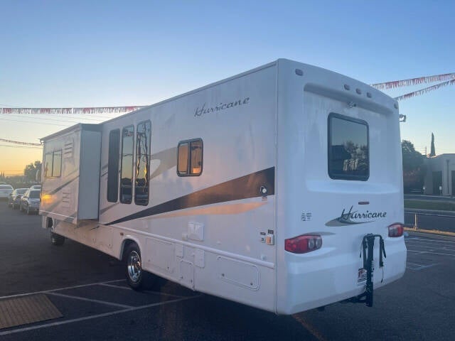 2009 Four Winds Hurricane for sale at Super Auto Sales Modesto in Modesto, CA