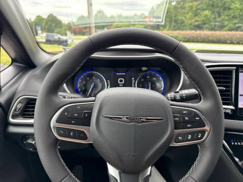 2026 Chrysler Voyager LX