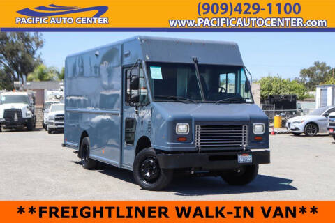 2020 Freightliner MT45 Chassis
