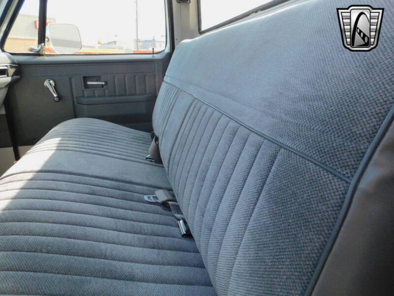 1987 Chevrolet R/V 10 Series