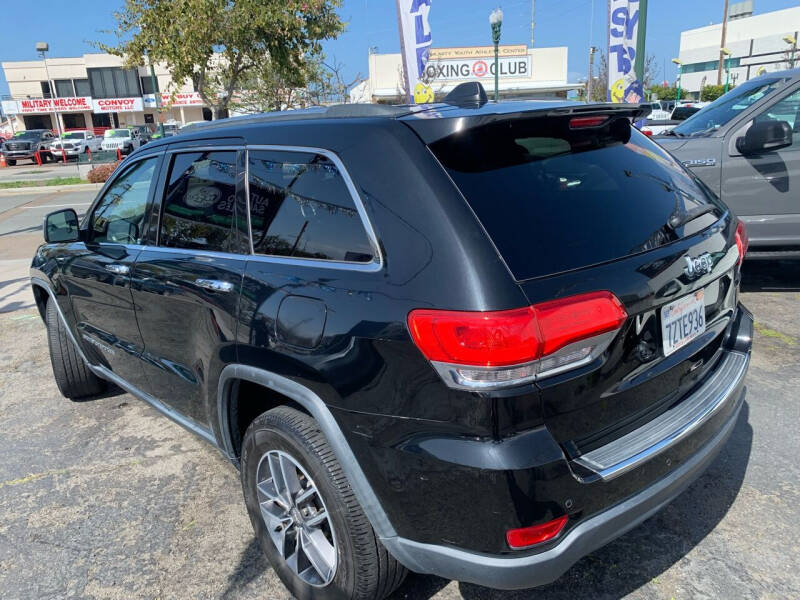 2017 Jeep Grand Cherokee Limited photo 12