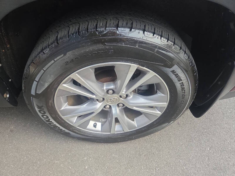 2015 Toyota Highlander LE