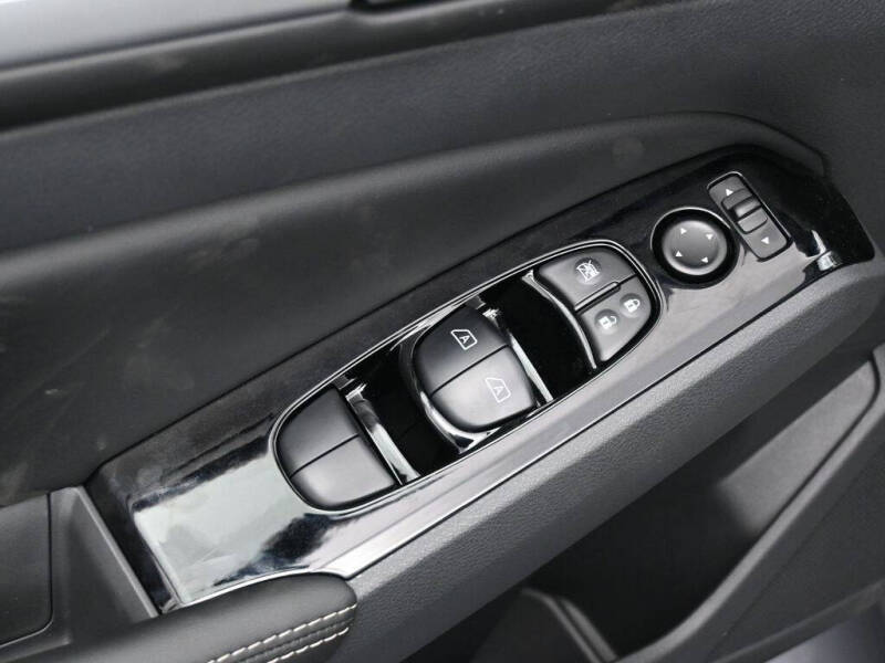 2025 Nissan Altima 2.5 SL