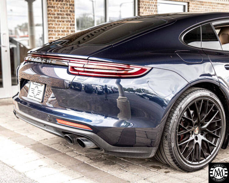 2018 Porsche Panamera